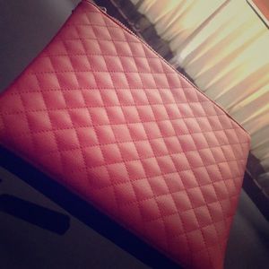 Clutch purse